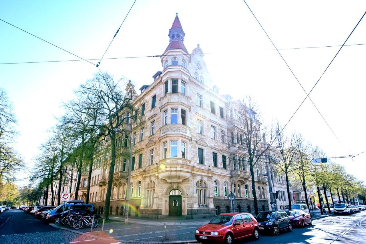 Gemuetliche Ferienwohnung Neben Der Arena Leipzig "Waldi" エクステリア 写真